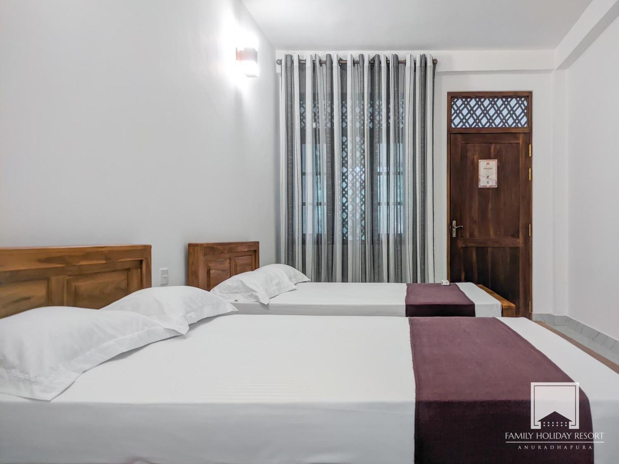Family Holiday Resort Anuradhapura Kültér fotó